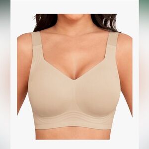 2 X Cutting Seamless Bras